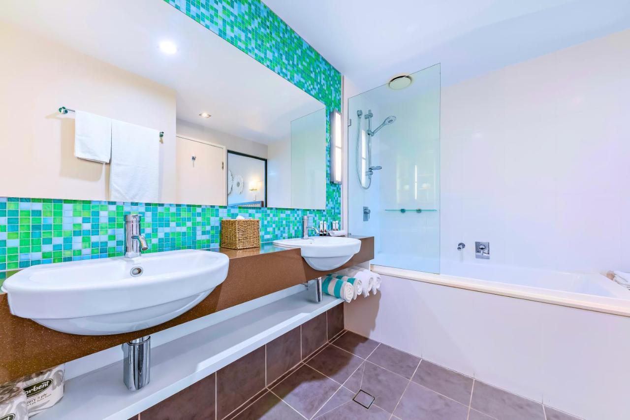 Absolute Luxury Marina Lifestyle At The Port Of Airlie Beach Exterior foto